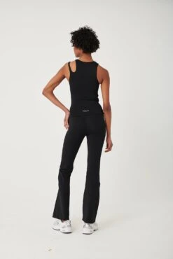 Tala SKINLUXE BUILT-IN SUPPORT CUT OUT SHOULDER VEST - SHADOW BLACK -Sportswear Store 11b