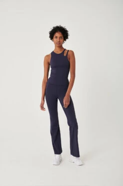 Tala SKINLUXE HIGH WAISTED FLARED LEGGING - NAVY