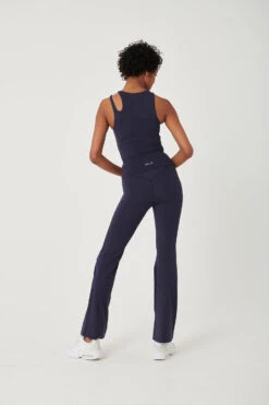 Tala SKINLUXE HIGH WAISTED FLARED LEGGING - NAVY -Sportswear Store 1c