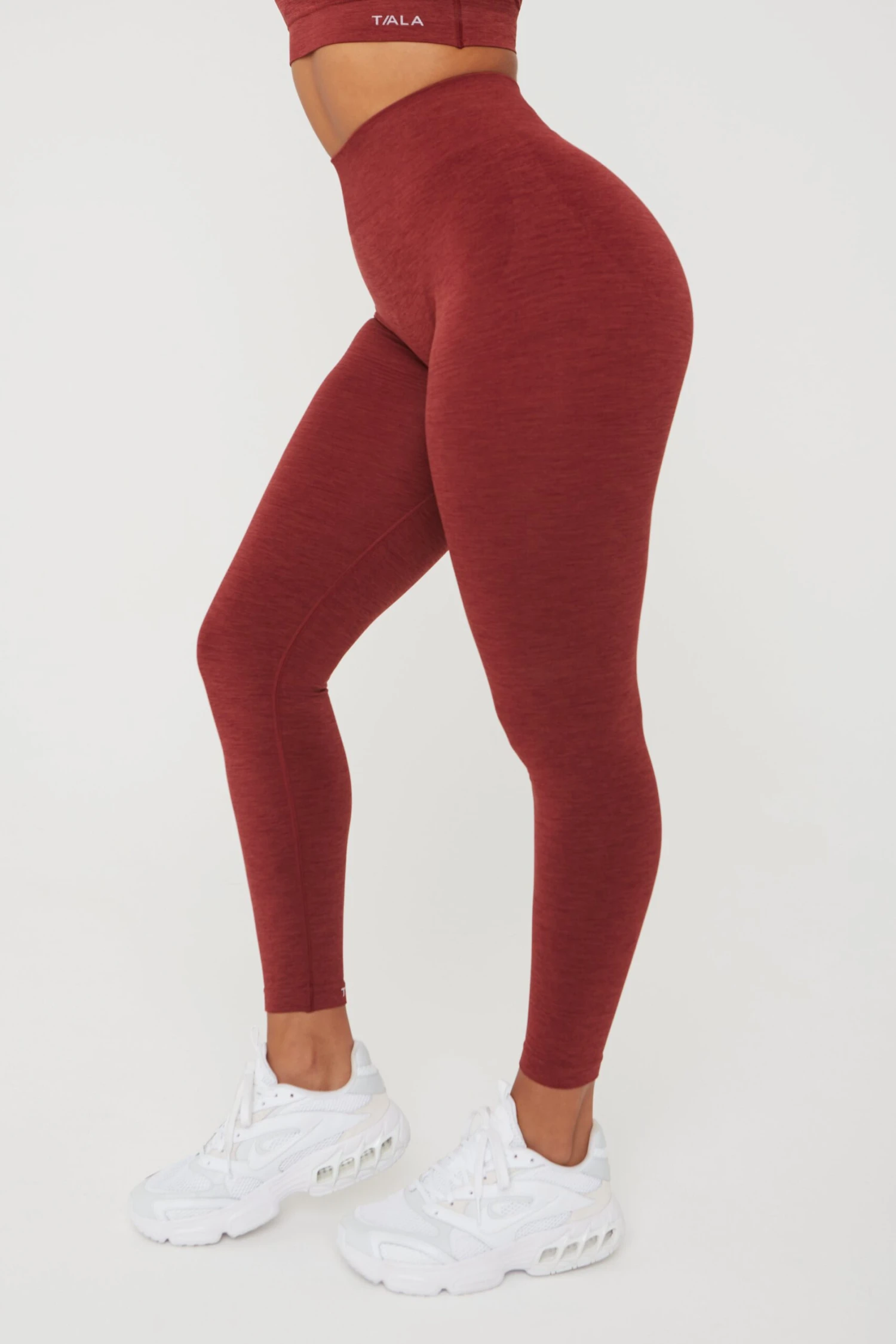 Tala SCULPT SEAMLESS SCRUNCH LEGGING - OXBLOOD RED MARL 2 Tala SCULPT SEAMLESS SCRUNCH LEGGING - OXBLOOD RED MARL - Image 2