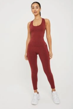 Tala SCULPT SEAMLESS RACERBACK VEST - OXBLOOD RED MARL -Sportswear Store 20221115 Tala 19 002