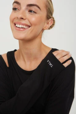 Tala AIRLAYER CUT OUT SHOULDER LONG SLEEVE TOP - SHADOW BLACK -Sportswear Store 20221115 Tala 21 028