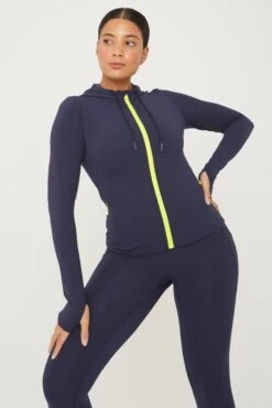 Tala FORMTECH HOODED ZIP THROUGH RUNNING JACKET- NAVY -Sportswear Store 20221116 Tala 16 021