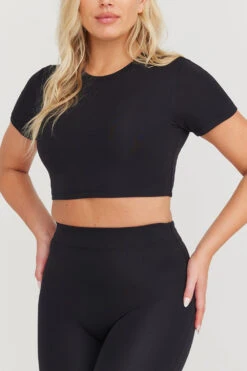 Tala 365 SHORT SLEEVE CROP T-SHIRT - SHADOW BLACK -Sportswear Store 230317 365 13 Black Crop TShirt 380