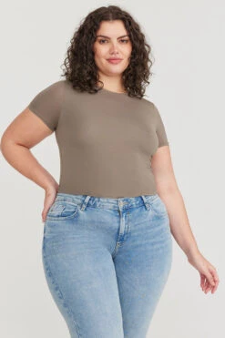 Tala 365 SHORT SLEEVE T-SHIRT - VINTAGE KHAKI -Sportswear Store 230317 365 18 Khaki TShirt 923