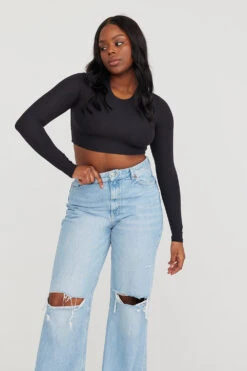 Tala 365 LONG SLEEVE CROP TOP - SHADOW BLACK -Sportswear Store 230317 365 30 Black Longsleeve 1430