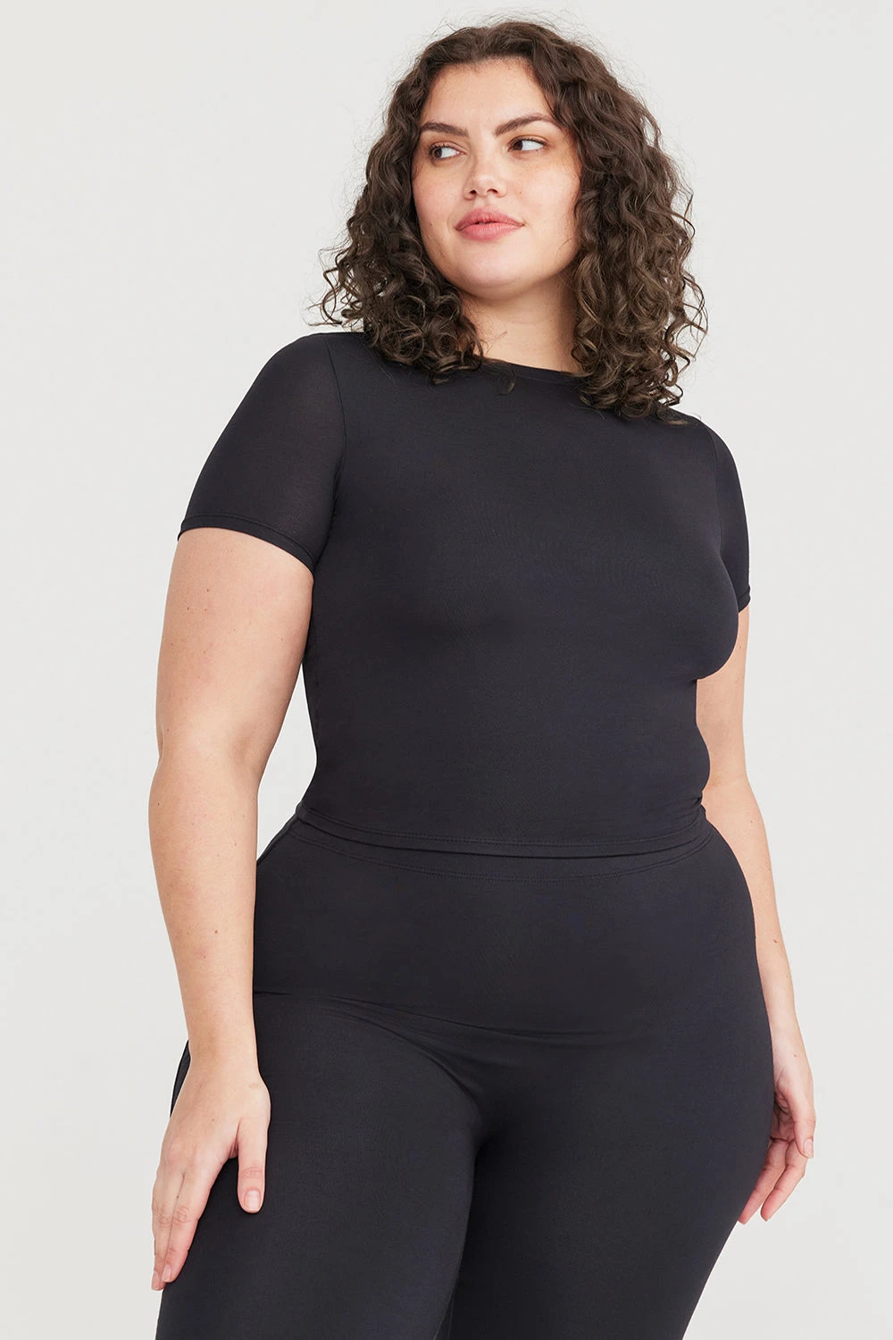 Tala 365 SHORT SLEEVE T-SHIRT - SHADOW BLACK 5 Tala 365 SHORT SLEEVE T-SHIRT - SHADOW BLACK - Image 5