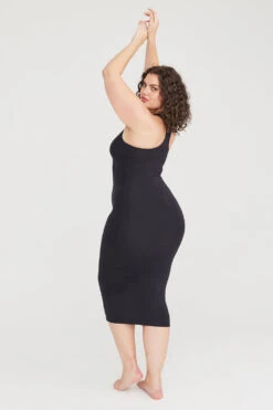 Tala 365 RACERBACK BODYCON MIDI DRESS - SHADOW BLACK 7 Tala 365 RACERBACK BODYCON MIDI DRESS - SHADOW BLACK -Sportswear Store 230317 365 36 Black Dress 1581