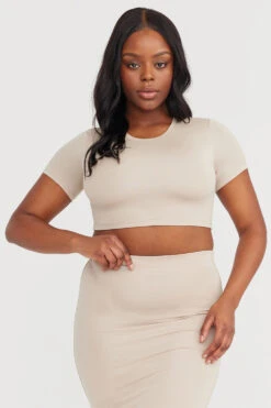 Tala 365 SHORT SLEEVE CROP T-SHIRT - SAND -Sportswear Store 230317 365 41 Sand Crop TShirt Skirt 1702