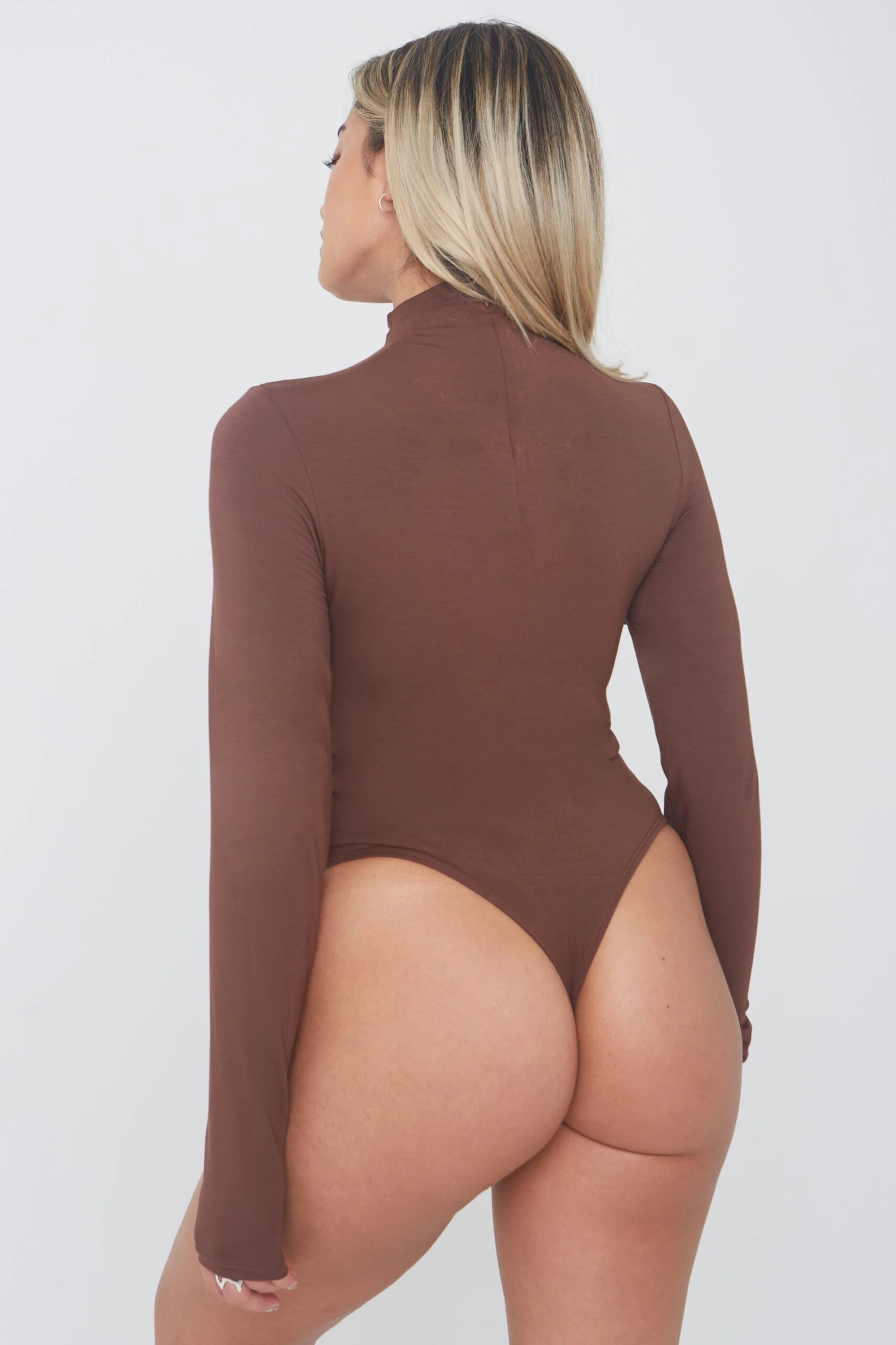 Tala 365 MOCK NECK LONG SLEEVE BODYSUIT - CHOCOLATE 5 Tala 365 MOCK NECK LONG SLEEVE BODYSUIT - CHOCOLATE - Image 5