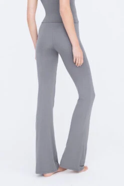 Tala 365 FLARED TROUSERS - STORM GREY 7 Tala 365 FLARED TROUSERS - STORM GREY -Sportswear Store BANDEAU GREY 08 035