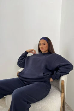 Tala CLUB CUFFED JOGGER - NAVY -Sportswear Store CLUB OVERSIZED HOODIE NAVY