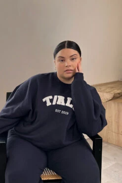 Tala VOLLEY CLUB SWEATSHIRT WITH BORG LOGO - NAVY -Sportswear Store CLUB VOLLEY NAVY SWEATER