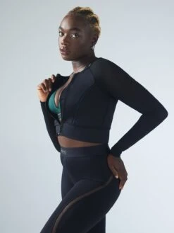 Flow Zip-Up Long-Sleeve Top -Sportswear Store FLOW ZIP UP LONG SLEEVE TOP XT2354336 0687 3 1200x1600 1