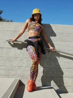 Hotline Medium-Impact Sports Bra 6 Hotline Medium-Impact Sports Bra -Sportswear Store HOTLINE MEDIUM IMPACT SPORTS BRA SV2253940 5555 3 1200x1600 1