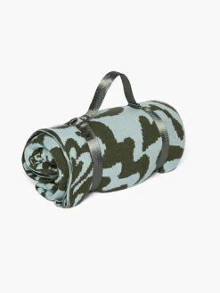 Lit Leisure Throw Blanket With Harness 9 Lit Leisure Throw Blanket With Harness -Sportswear Store LIT LEISURE THROW BLANKET WITH HARNESS AC2354456 5842 4 1200x1600 1