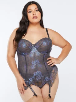 Living In The Clouds Iridescent Lace Corset -Sportswear Store LIVING IN THE CLOUDS IRIDESCENT LACE CORSET LI2042834 0275 4 1200x1600 1