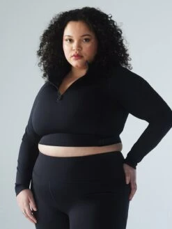 Main Player Half-Zip Top