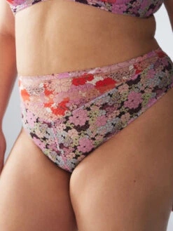 Penthouse Sweet Lace High-Waist Thong -Sportswear Store PENTHOUSE SWEET LACE HIGH WAIST THONG PANTY UD2355115 6522 4 1200x1600 1