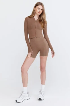 Tala SCULPT SEAMLESS SCRUNCH CYCLING SHORTS - CACAO MARL -Sportswear Store SCULPT 02 COCAO SHORTS 4