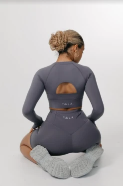 Tala SKINLUXE HIGH WAISTED CYCLING SHORTS - TORNADA GREY -Sportswear Store Screenshot2021 09 23at11.01.44