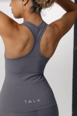 Tala SKINLUXE BUILT-IN SUPPORT RACERBACK VEST - TORNADA GREY 6 Tala SKINLUXE BUILT-IN SUPPORT RACERBACK VEST - TORNADA GREY -Sportswear Store Screenshot2021 09 23at11.20.13