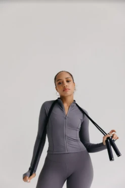 Tala SKINLUXE ZIP THROUGH RUNNING TOP - TORNADA GREY -Sportswear Store Screenshot2021 09 23at11.40.16