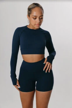 Tala SKINLUXE CROP KEYHOLE LONG SLEEVE TOP - NAVY -Sportswear Store Screenshot2021 11 05at12.26.17