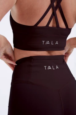 Tala SKINLUXE HIGH WAISTED TRAINING SHORTS - SHADOW BLACK -Sportswear Store Screenshot2022 05 04at16.15.12