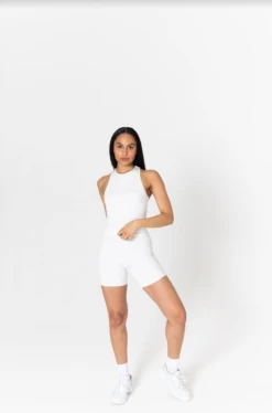 Tala 365 CYCLING SHORTS - COCONUT MILK -Sportswear Store Screenshot2022 05 24at15.02.31