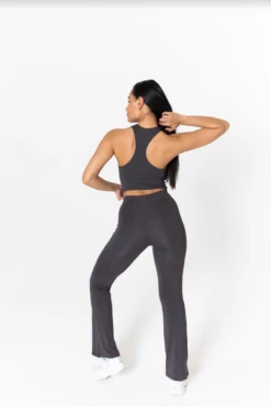 Tala 365 FLARED TROUSERS - OYSTER BLACK -Sportswear Store Screenshot2022 05 24at15.27.19