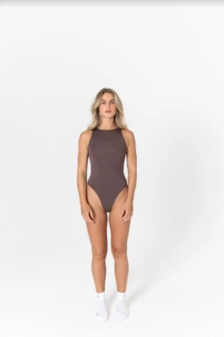 Tala 365 HIGH NECK SLEEVELESS BODYSUIT - MOCHA -Sportswear Store Screenshot2022 05 24at15.34.07