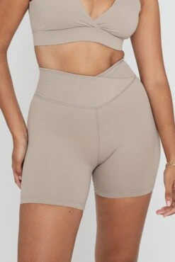 Tala DAYFLEX WRAP HIGH WAISTED CYCLING SHORTS - TRUFFLE -Sportswear Store TALA Dayone 24 005
