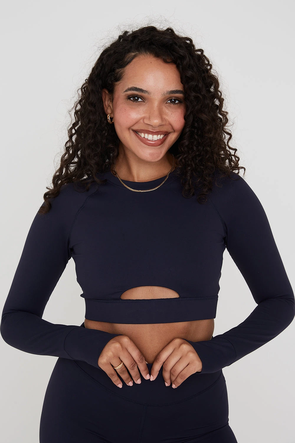 Tala SKINLUXE LONG SLEEVE CROP KEYHOLE TOP - NAVY 2 Tala SKINLUXE LONG SLEEVE CROP KEYHOLE TOP - NAVY - Image 2