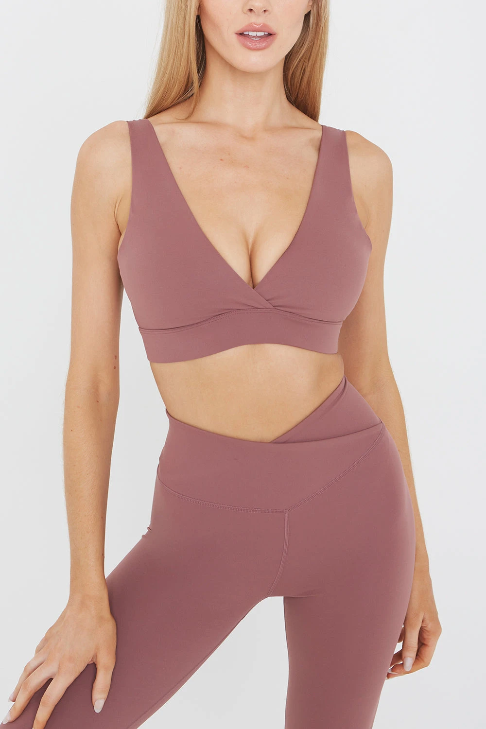 Tala DAYFLEX V NECK SPORTS BRA - DESERT ROSE 2 Tala DAYFLEX V NECK SPORTS BRA - DESERT ROSE - Image 2