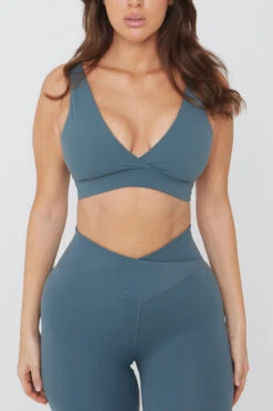 Tala DAYFLEX V NECK SPORTS BRA - LAKE GREEN