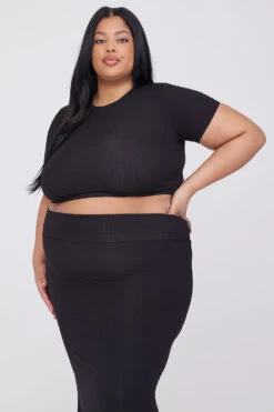 Tala 365 SCULPTING LOUNGE SHORT SLEEVE CROP T-SHIRT - SHADOW BLACK -Sportswear Store TALA 16 BLACK CROP TOP 886