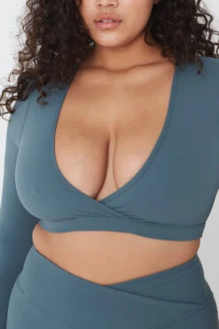 Tala DAYFLEX WRAP LONG SLEEVE CROP TOP - LAKE GREEN 7 Tala DAYFLEX WRAP LONG SLEEVE CROP TOP - LAKE GREEN -Sportswear Store TALA 22 034