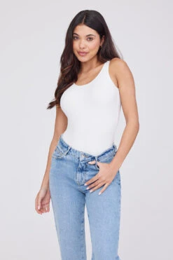 Tala 365 SCULPTING LOUNGE SCOOP BACK BODYSUIT - COCONUT MILK 9 Tala 365 SCULPTING LOUNGE SCOOP BACK BODYSUIT - COCONUT MILK -Sportswear Store TALA 36 WHITE BODY 2267
