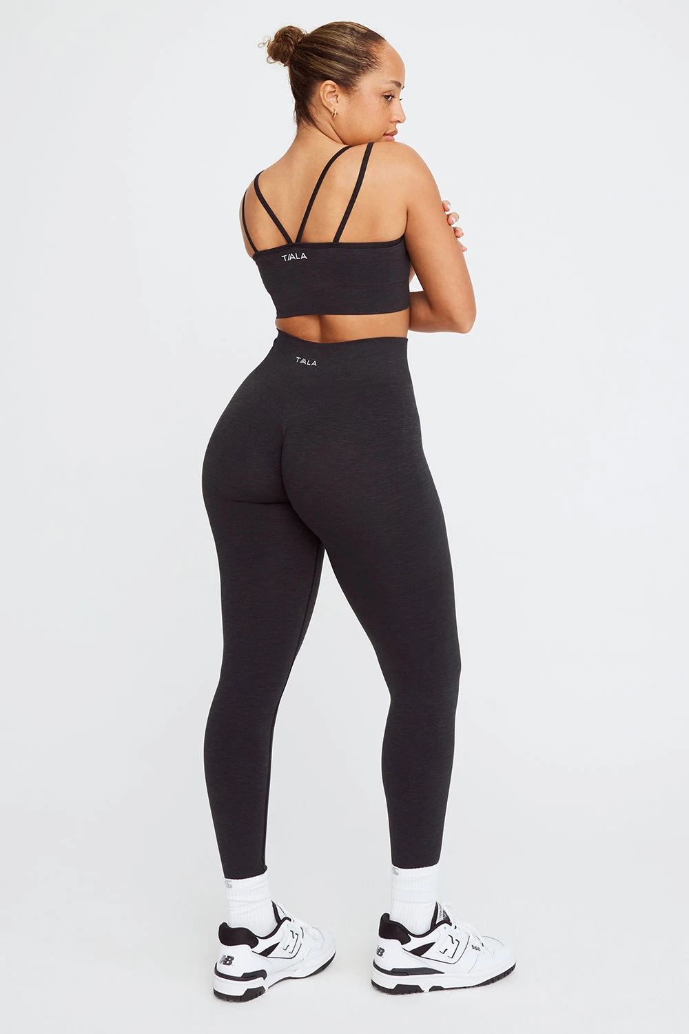 Tala SCULPT SEAMLESS STRAPPY SPORTS BRA- BLACK MARL 4 Tala SCULPT SEAMLESS STRAPPY SPORTS BRA- BLACK MARL - Image 4