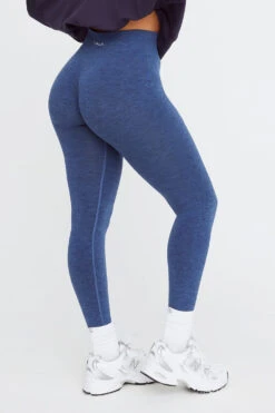 Tala SCULPT SEAMLESS SCRUNCH LEGGING - FRENCH NAVY MARL -Sportswear Store TALA SCULPT 09 NAVY JACKET SHORTS 1115