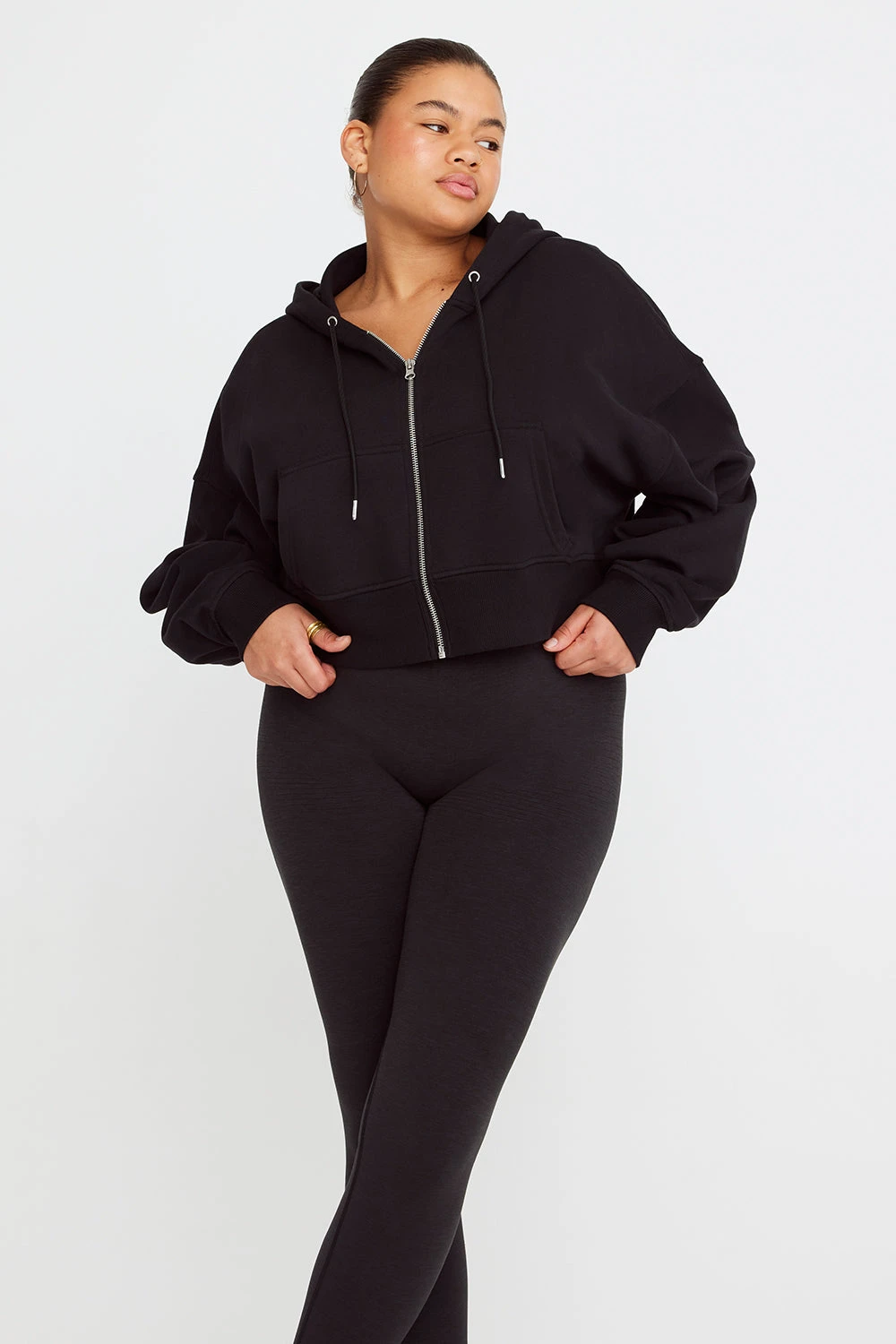 Tala CROPPED ZIP THROUGH HOODIE - BLACK 2 Tala CROPPED ZIP THROUGH HOODIE - BLACK - Image 2