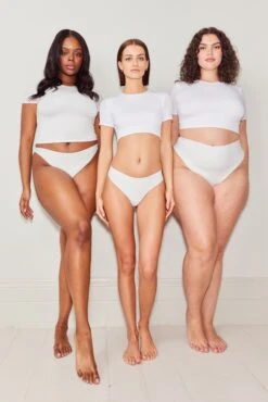 Tala NO VPL THONG - COCONUT MILK 13 Tala NO VPL THONG - COCONUT MILK -Sportswear Store WHITE PANTS 2927471e b05b 4eba 986a 5e1eab3659f2